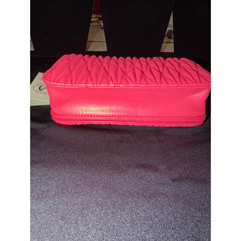 NWT Valentino Orlandi Quilted Vegan leather Pink Crossbody with gold hardware - Picture 4 of 9